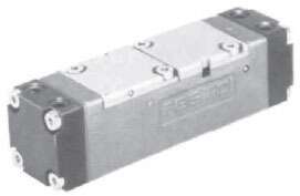 Pneumatic valve