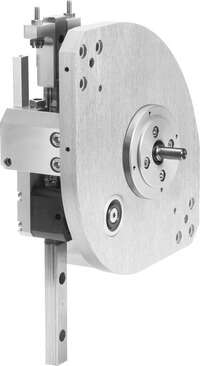 Pick and place machine